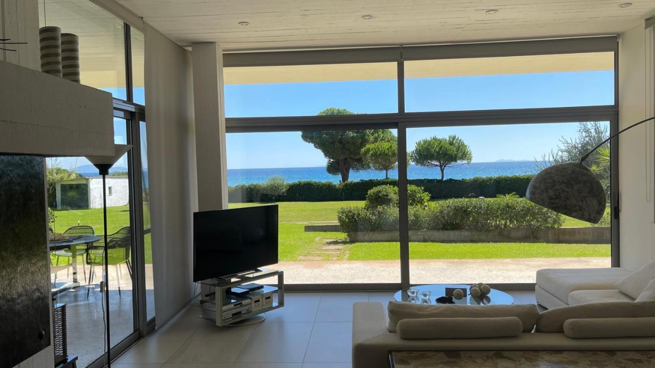 Beachfront Villa Hoopoe Schinias, Marathon Exterior foto
